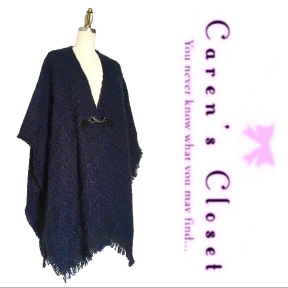 Kelly & Katie Sweaters - NWT Kelly & Katie Navy & Black Woven Fringed Poncho Wrap Shawl